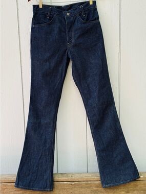 1970s Levi’s Orange Tab Flare Jeans High Rise Scovill Zip Vintage Denim 30 x 33